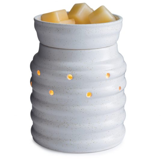 warmer with melts on tray, with white background