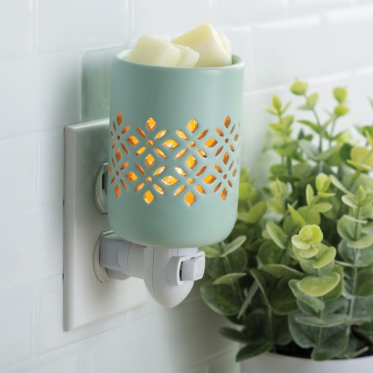 Soft Mint Pluggable